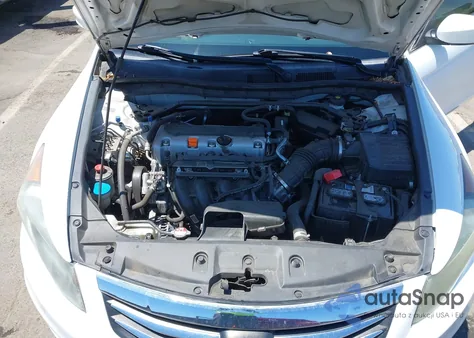 2011 Honda Accord 2.4 Ex from USA, damaged, VIN 1HGCP2F72BA136850